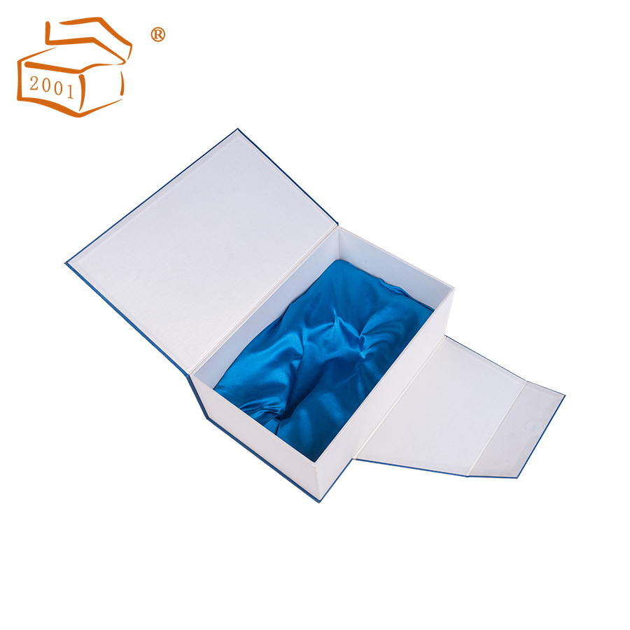 Handmade blue paper gift pen packaging box